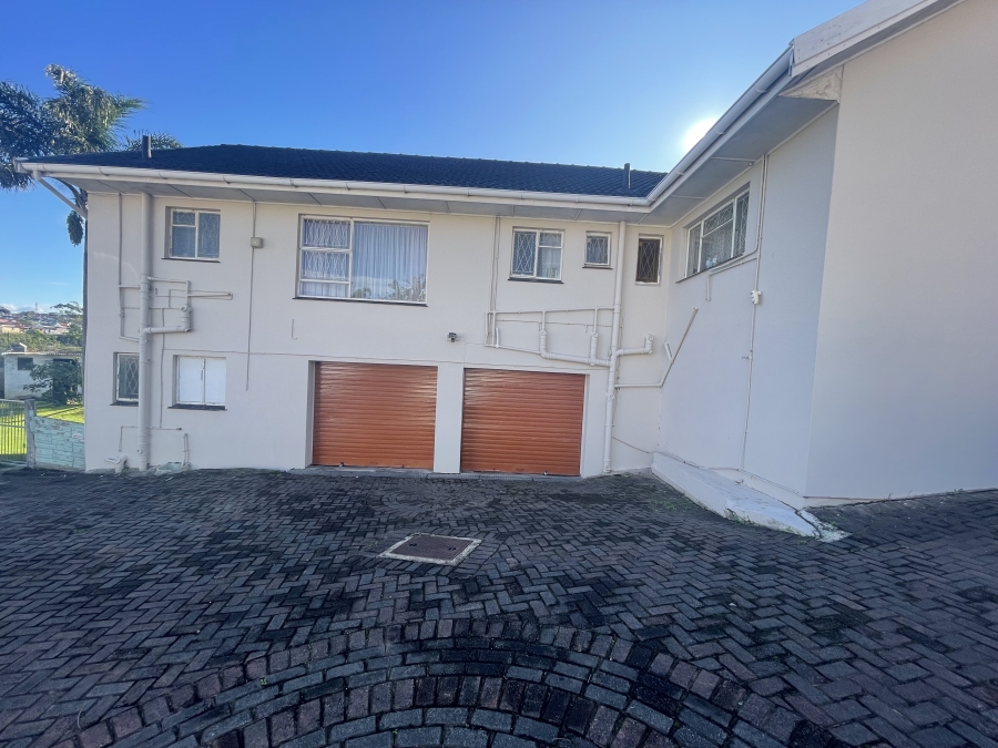 4 Bedroom Property for Sale in Braelyn Heights Eastern Cape
